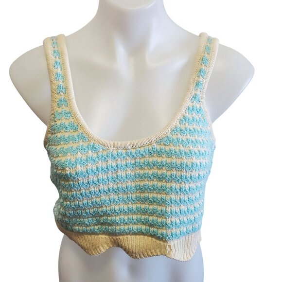 LA Hearts Lovely Blue Cream Cropped Sweater Tank Top Scalloped Hem Med - Picture 4 of 11